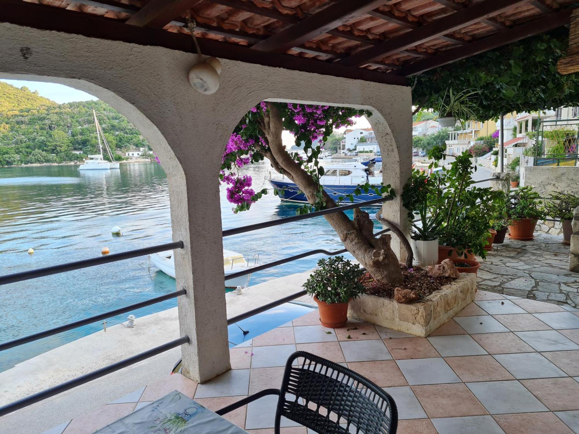 Agata Apartment *